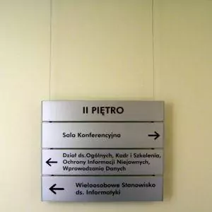 Tablice wiszące aluminiowe